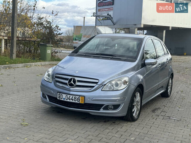 Сірий Мерседес Б-клас, об'ємом двигуна 2 л та пробігом 210 тис. км за 6200 $, фото 5 на Automoto.ua