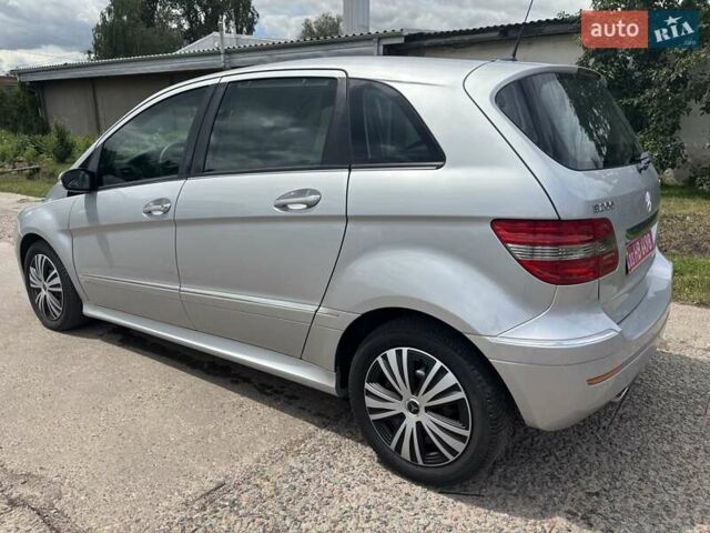 Сірий Мерседес Б-клас, об'ємом двигуна 2 л та пробігом 219 тис. км за 7900 $, фото 3 на Automoto.ua