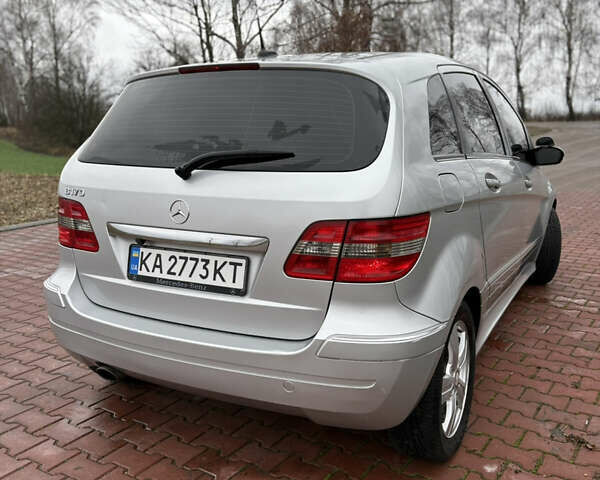 Сірий Мерседес Б-клас, об'ємом двигуна 1.7 л та пробігом 271 тис. км за 5800 $, фото 4 на Automoto.ua