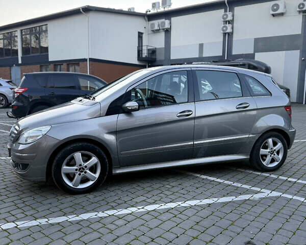 Сірий Мерседес Б-клас, об'ємом двигуна 2.04 л та пробігом 262 тис. км за 6500 $, фото 2 на Automoto.ua