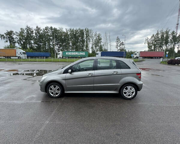 Сірий Мерседес Б-клас, об'ємом двигуна 2 л та пробігом 259 тис. км за 6500 $, фото 26 на Automoto.ua