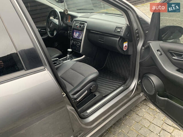 Сірий Мерседес Б-клас, об'ємом двигуна 2.03 л та пробігом 228 тис. км за 6500 $, фото 6 на Automoto.ua
