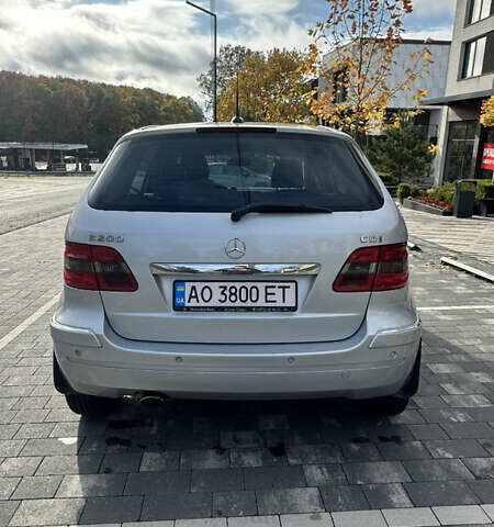 Серый Мерседес Б-класс, объемом двигателя 2 л и пробегом 273 тыс. км за 5500 $, фото 10 на Automoto.ua