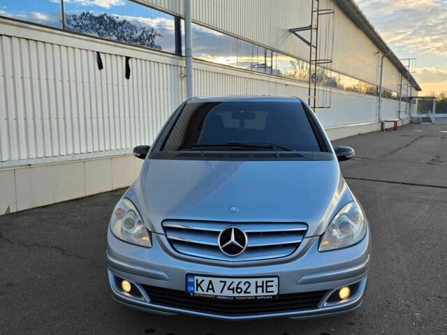 Сірий Мерседес Б-клас, об'ємом двигуна 1.6 л та пробігом 390 тис. км за 5900 $, фото 4 на Automoto.ua