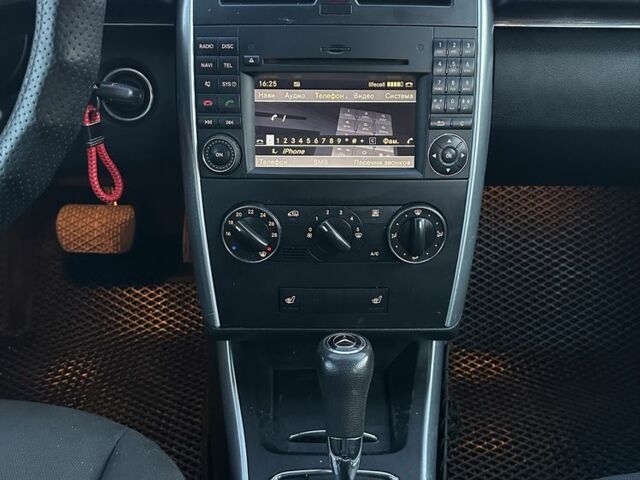 Серый Мерседес Б-класс, объемом двигателя 1.7 л и пробегом 237 тыс. км за 6700 $, фото 14 на Automoto.ua