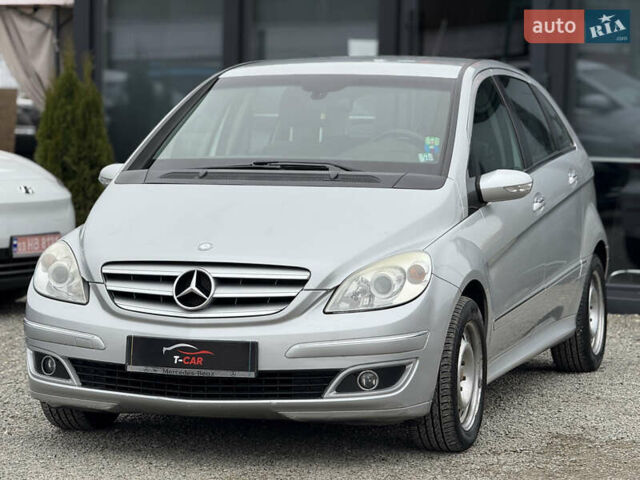 Сірий Мерседес Б-клас, об'ємом двигуна 2 л та пробігом 253 тис. км за 6900 $, фото 2 на Automoto.ua