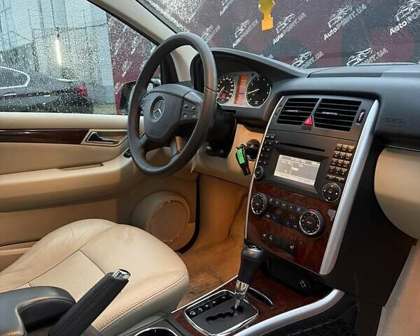 Серый Мерседес Б-класс, объемом двигателя 2 л и пробегом 211 тыс. км за 8500 $, фото 34 на Automoto.ua