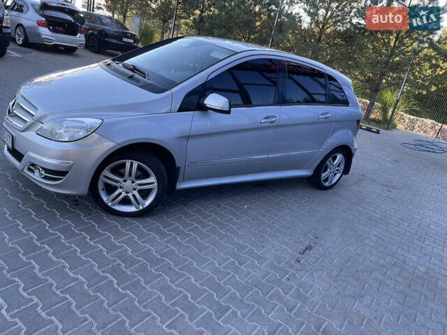 Сірий Мерседес Б-клас, об'ємом двигуна 1.99 л та пробігом 295 тис. км за 5799 $, фото 6 на Automoto.ua