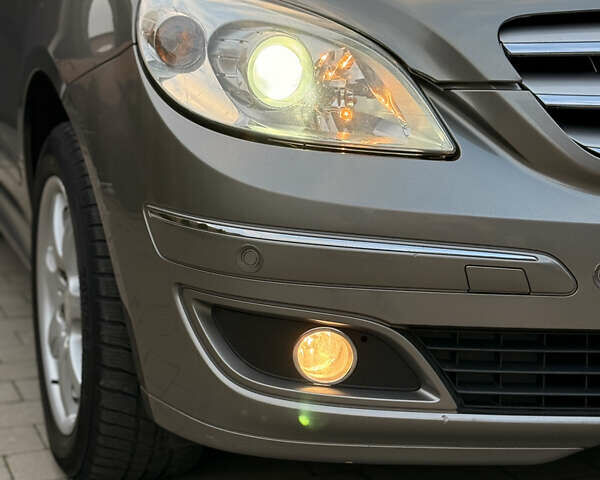 Серый Мерседес Б-класс, объемом двигателя 1.99 л и пробегом 288 тыс. км за 7000 $, фото 37 на Automoto.ua