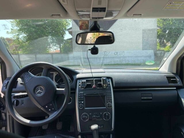 Сірий Мерседес Б-клас, об'ємом двигуна 1.9 л та пробігом 240 тис. км за 5800 $, фото 7 на Automoto.ua