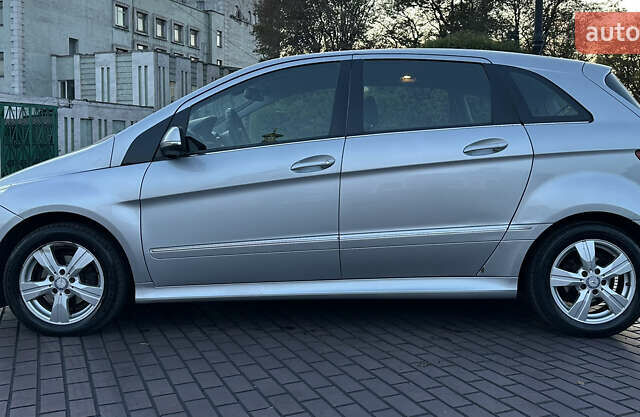 Серый Мерседес Б-класс, объемом двигателя 1.7 л и пробегом 237 тыс. км за 6999 $, фото 16 на Automoto.ua