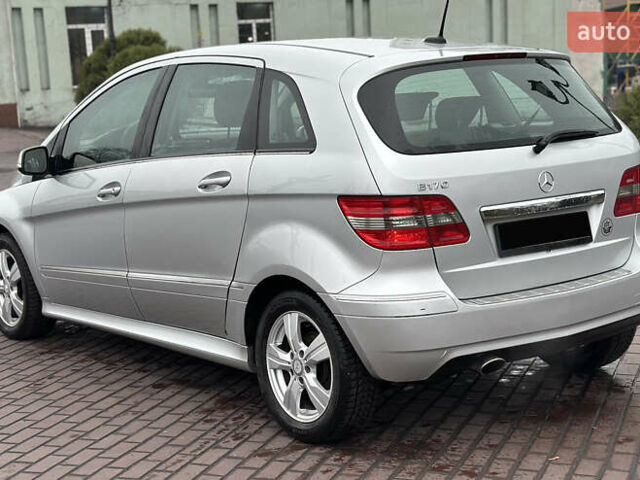 Серый Мерседес Б-класс, объемом двигателя 1.7 л и пробегом 237 тыс. км за 6600 $, фото 10 на Automoto.ua
