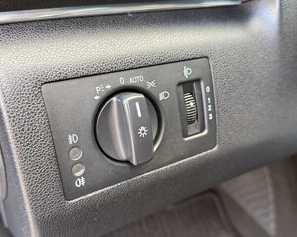 Серый Мерседес Б-класс, объемом двигателя 1.99 л и пробегом 288 тыс. км за 7000 $, фото 55 на Automoto.ua