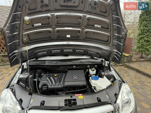 Сірий Мерседес Б-клас, об'ємом двигуна 2.04 л та пробігом 233 тис. км за 6950 $, фото 11 на Automoto.ua
