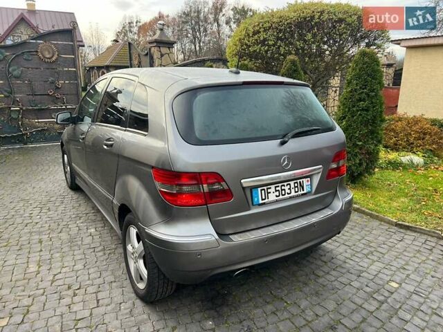 Серый Мерседес Б-класс, объемом двигателя 2.03 л и пробегом 240 тыс. км за 8700 $, фото 12 на Automoto.ua