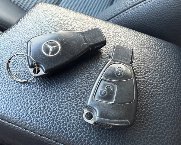 Серый Мерседес Б-класс, объемом двигателя 1.99 л и пробегом 288 тыс. км за 7000 $, фото 29 на Automoto.ua