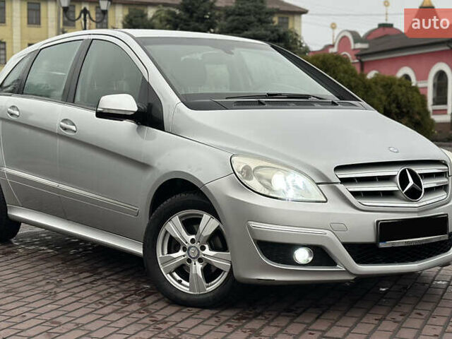 Серый Мерседес Б-класс, объемом двигателя 1.7 л и пробегом 237 тыс. км за 6600 $, фото 5 на Automoto.ua