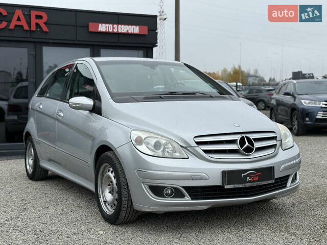 Сірий Мерседес Б-клас, об'ємом двигуна 2 л та пробігом 253 тис. км за 6900 $, фото 5 на Automoto.ua