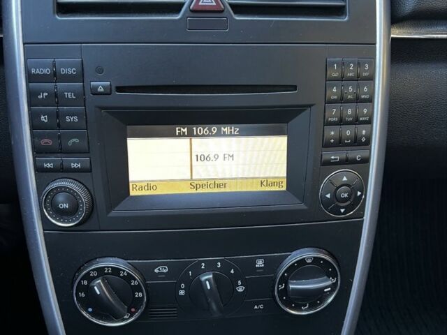 Серый Мерседес Б-класс, объемом двигателя 1.7 л и пробегом 217 тыс. км за 7900 $, фото 12 на Automoto.ua