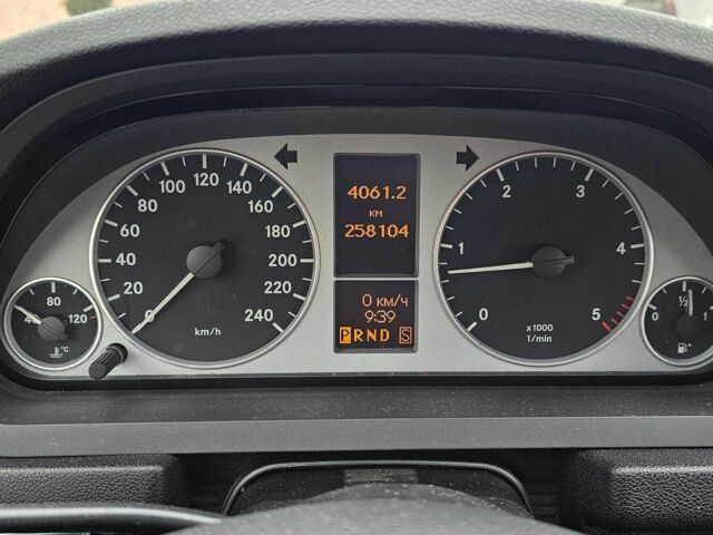 Сірий Мерседес Б-клас, об'ємом двигуна 2 л та пробігом 259 тис. км за 6650 $, фото 11 на Automoto.ua