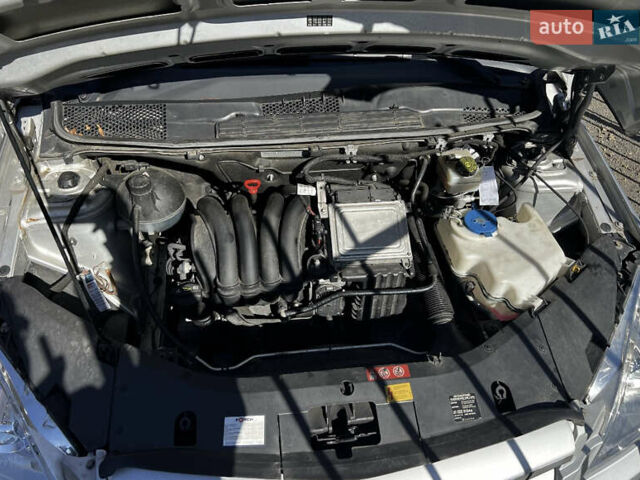 Серый Мерседес Б-класс, объемом двигателя 1.7 л и пробегом 217 тыс. км за 6900 $, фото 15 на Automoto.ua