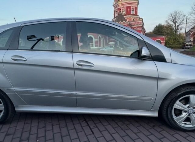 Серый Мерседес Б-класс, объемом двигателя 1.7 л и пробегом 237 тыс. км за 6700 $, фото 3 на Automoto.ua