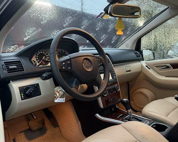 Серый Мерседес Б-класс, объемом двигателя 2 л и пробегом 211 тыс. км за 8500 $, фото 29 на Automoto.ua