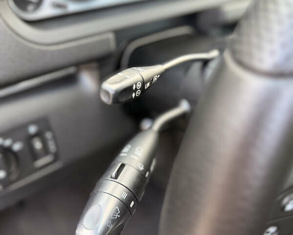 Серый Мерседес Б-класс, объемом двигателя 1.99 л и пробегом 288 тыс. км за 7000 $, фото 56 на Automoto.ua