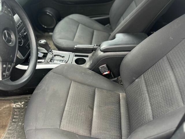 Сірий Мерседес Б-клас, об'ємом двигуна 2 л та пробігом 300 тис. км за 5500 $, фото 7 на Automoto.ua