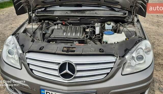 Серый Мерседес Б-класс, объемом двигателя 1.99 л и пробегом 281 тыс. км за 6600 $, фото 5 на Automoto.ua