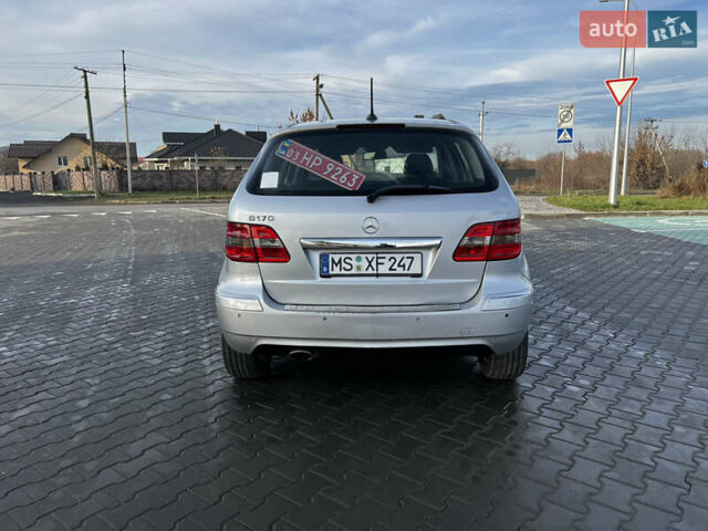 Серый Мерседес Б-класс, объемом двигателя 1.7 л и пробегом 217 тыс. км за 6900 $, фото 7 на Automoto.ua