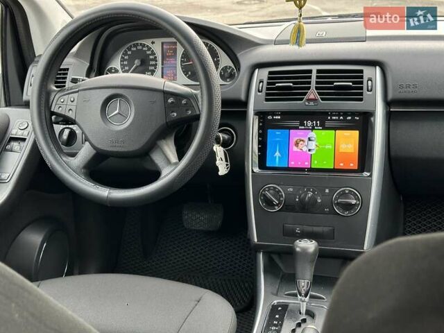 Серый Мерседес Б-класс, объемом двигателя 1.99 л и пробегом 270 тыс. км за 5990 $, фото 24 на Automoto.ua