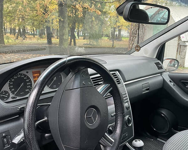 Сірий Мерседес Б-клас, об'ємом двигуна 1.99 л та пробігом 277 тис. км за 7450 $, фото 3 на Automoto.ua