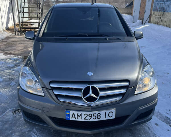 Сірий Мерседес Б-клас, об'ємом двигуна 1.99 л та пробігом 264 тис. км за 6850 $, фото 7 на Automoto.ua