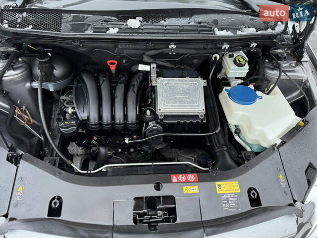 Серый Мерседес Б-класс, объемом двигателя 1.7 л и пробегом 219 тыс. км за 8250 $, фото 13 на Automoto.ua