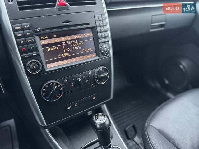 Серый Мерседес Б-класс, объемом двигателя 1.7 л и пробегом 219 тыс. км за 8250 $, фото 31 на Automoto.ua