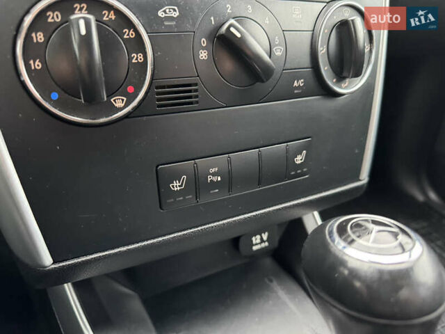 Серый Мерседес Б-класс, объемом двигателя 1.7 л и пробегом 219 тыс. км за 7900 $, фото 28 на Automoto.ua