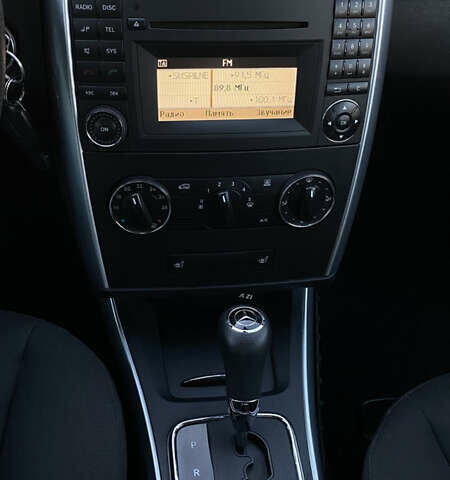 Серый Мерседес Б-класс, объемом двигателя 1.5 л и пробегом 133 тыс. км за 7000 $, фото 26 на Automoto.ua