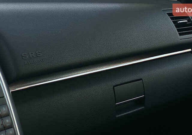 Серый Мерседес Б-класс, объемом двигателя 1.5 л и пробегом 133 тыс. км за 7000 $, фото 33 на Automoto.ua