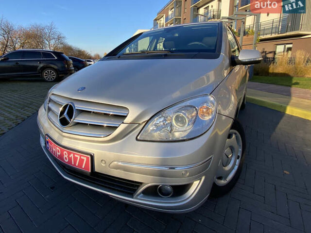 Серый Мерседес Б-класс, объемом двигателя 1.5 л и пробегом 133 тыс. км за 7000 $, фото 9 на Automoto.ua