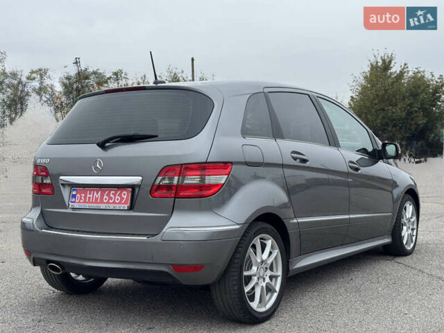 Сірий Мерседес Б-клас, об'ємом двигуна 1.7 л та пробігом 205 тис. км за 9100 $, фото 11 на Automoto.ua