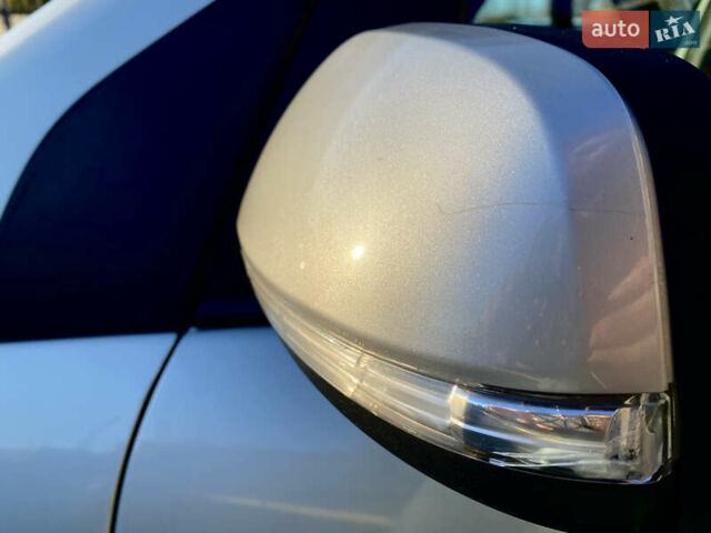 Серый Мерседес Б-класс, объемом двигателя 1.5 л и пробегом 133 тыс. км за 7000 $, фото 17 на Automoto.ua