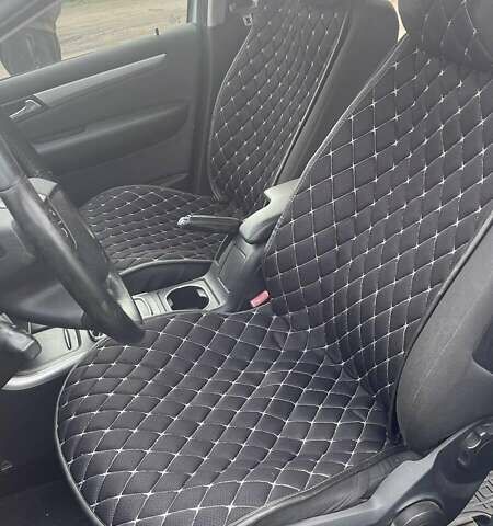 Серый Мерседес Б-класс, объемом двигателя 1.7 л и пробегом 164 тыс. км за 8600 $, фото 2 на Automoto.ua