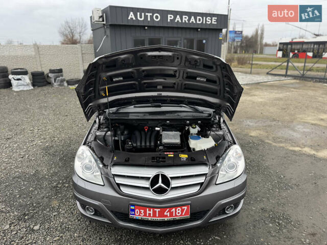 Серый Мерседес Б-класс, объемом двигателя 1.7 л и пробегом 219 тыс. км за 7900 $, фото 10 на Automoto.ua