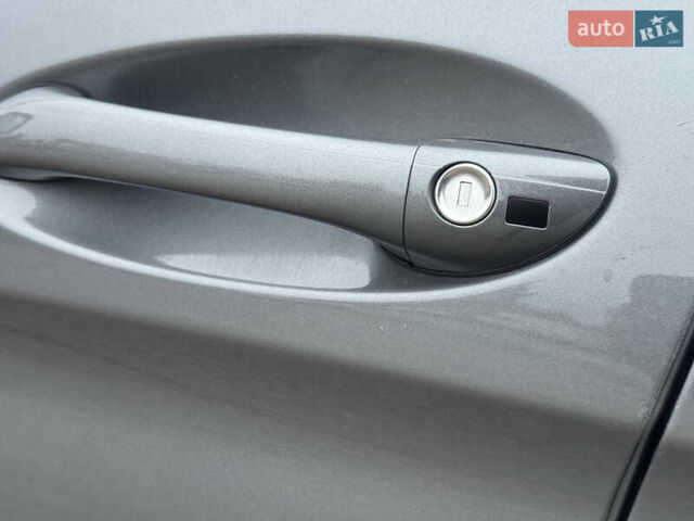 Сірий Мерседес Б-клас, об'ємом двигуна 1.7 л та пробігом 205 тис. км за 9100 $, фото 20 на Automoto.ua