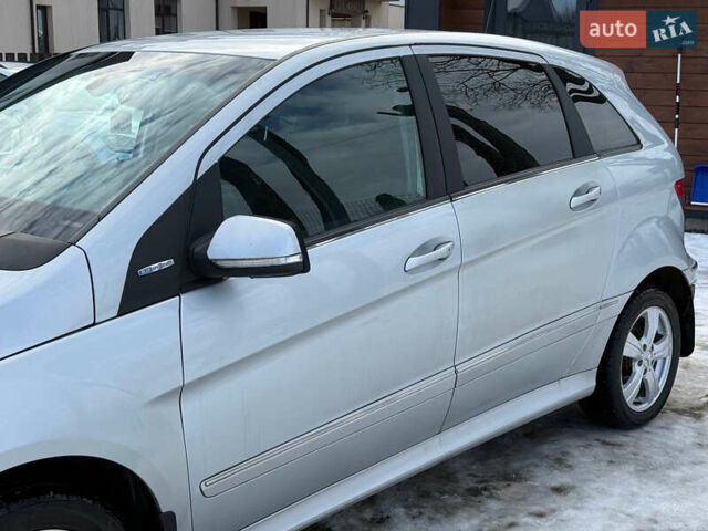 Серый Мерседес Б-класс, объемом двигателя 2.03 л и пробегом 245 тыс. км за 4999 $, фото 6 на Automoto.ua