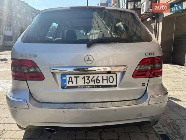 Серый Мерседес Б-класс, объемом двигателя 1.99 л и пробегом 272 тыс. км за 5500 $, фото 3 на Automoto.ua