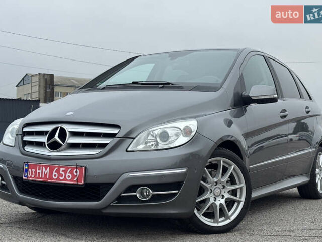 Сірий Мерседес Б-клас, об'ємом двигуна 1.7 л та пробігом 205 тис. км за 9100 $, фото 1 на Automoto.ua