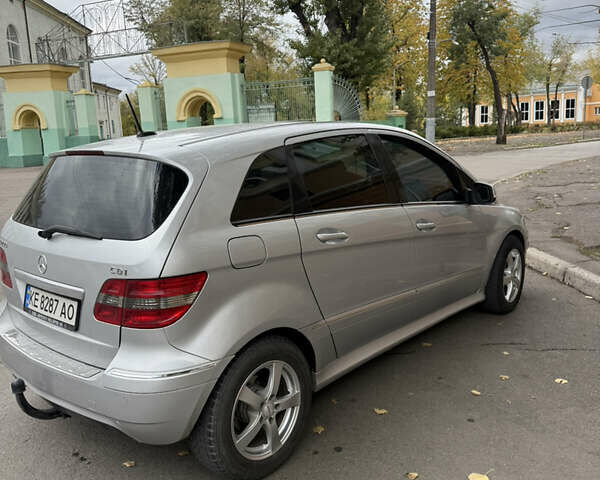 Серый Мерседес Б-класс, объемом двигателя 1.99 л и пробегом 315 тыс. км за 7800 $, фото 11 на Automoto.ua