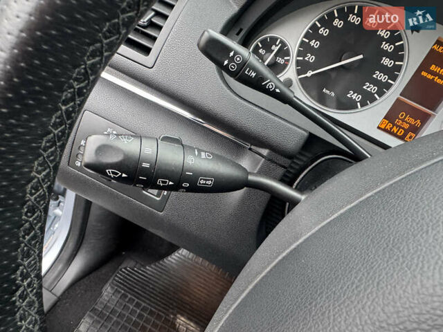 Серый Мерседес Б-класс, объемом двигателя 1.7 л и пробегом 119 тыс. км за 8900 $, фото 31 на Automoto.ua